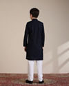 alt message - Manyavar Boys Boys Dark Blue Jaal Patterned Kurta Set image number 3